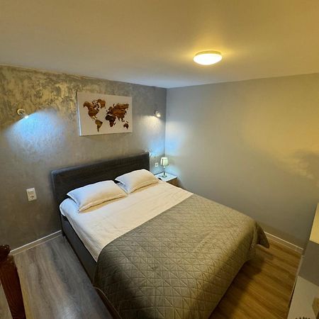 City Center Apartman Satu Mare Dış mekan fotoğraf